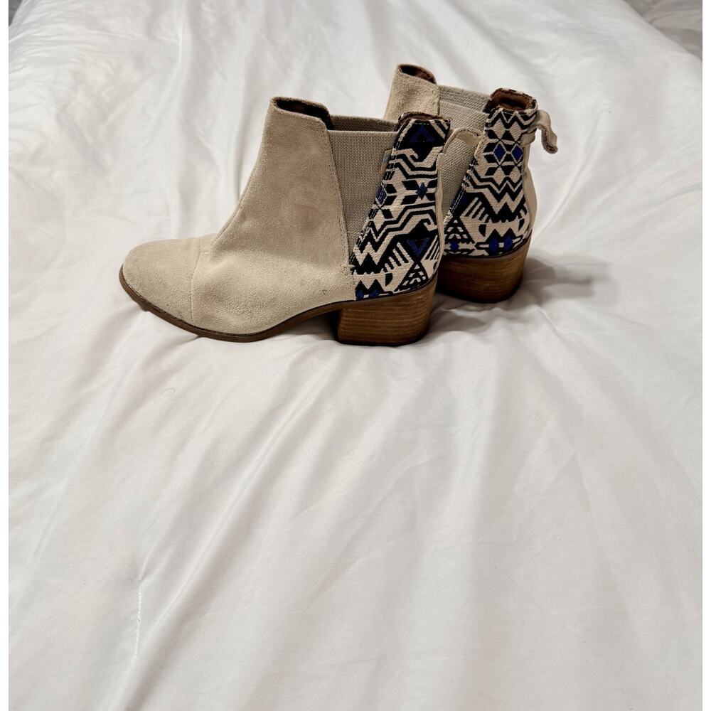 TOMS Aztec Women's Cream Booties - Size 9.5 NWOT